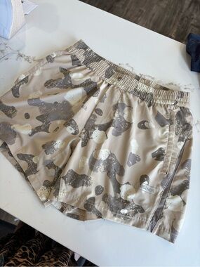 Legends Beige Camo Athletic Shorts